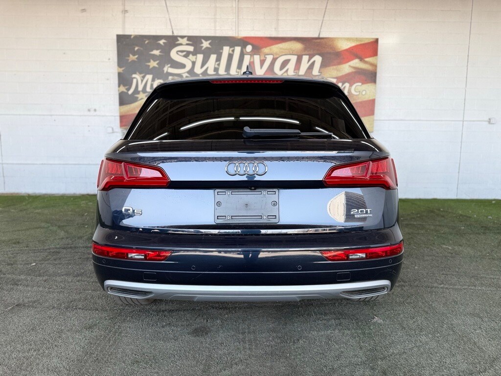 Vehicle image 8 of 56