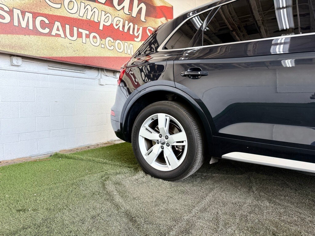 Vehicle image 12 of 56