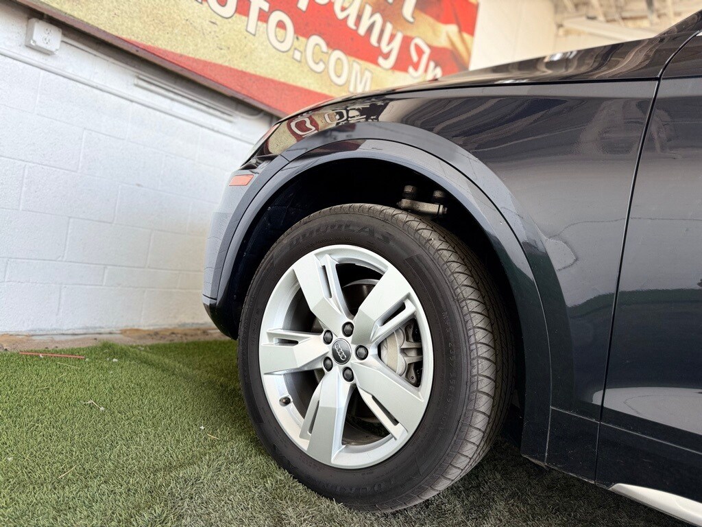 Vehicle image 14 of 56