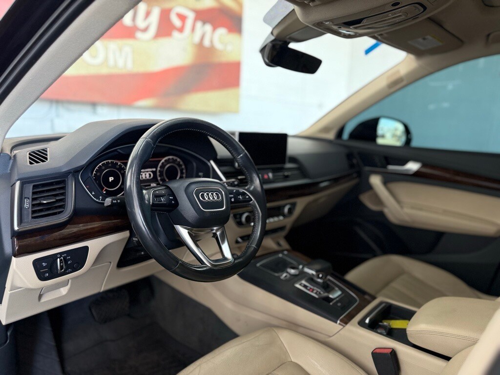 Vehicle image 18 of 56