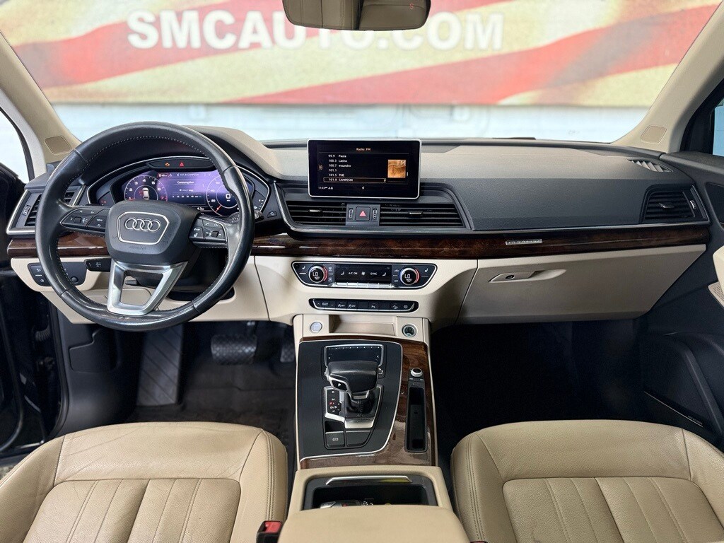 Vehicle image 38 of 56