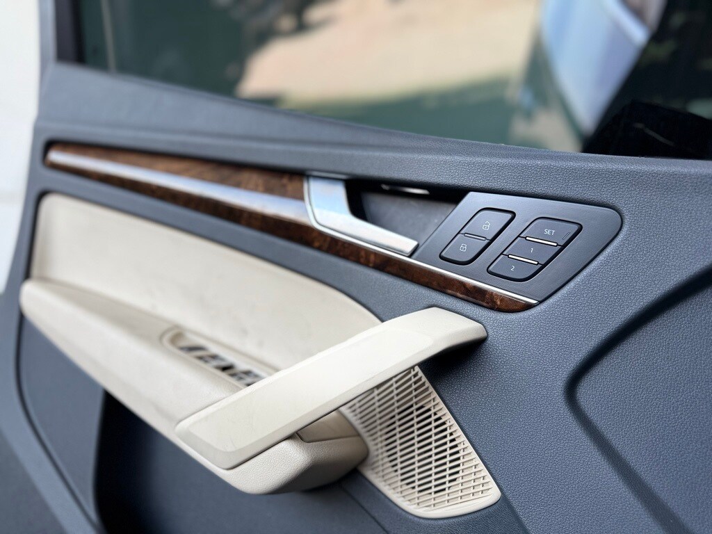 Vehicle image 19 of 56