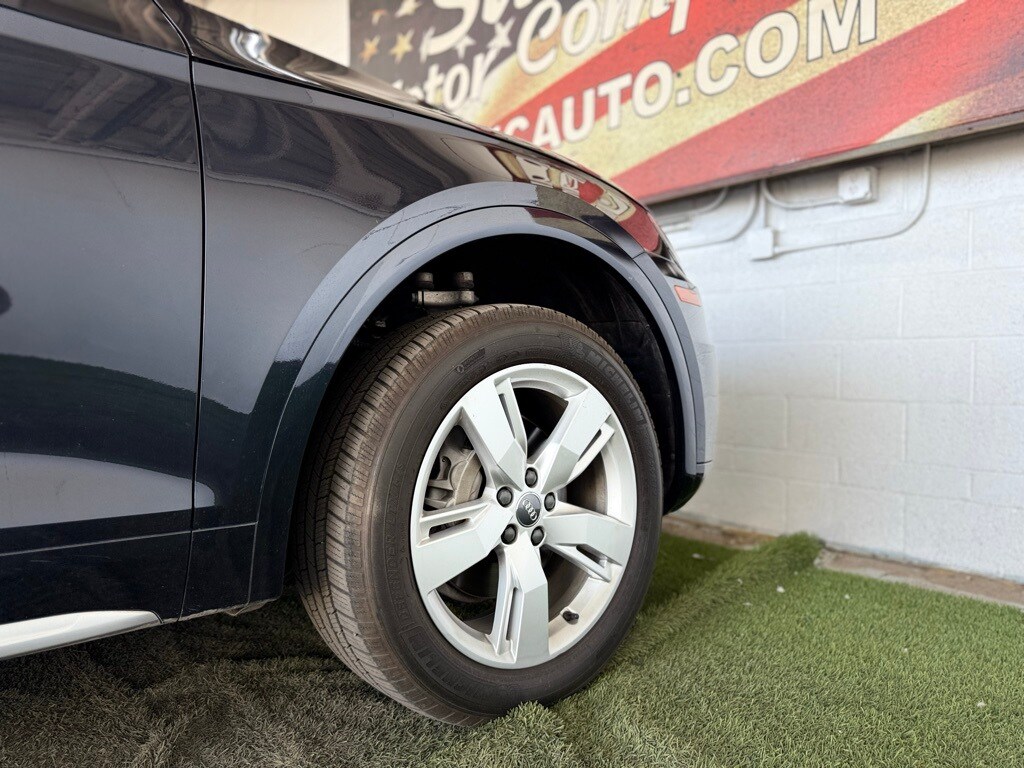 Vehicle image 13 of 56