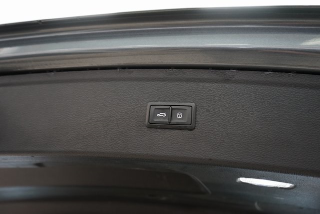 Vehicle image 51 of 57