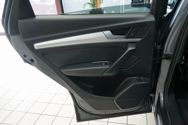 Vehicle image 45 of 57