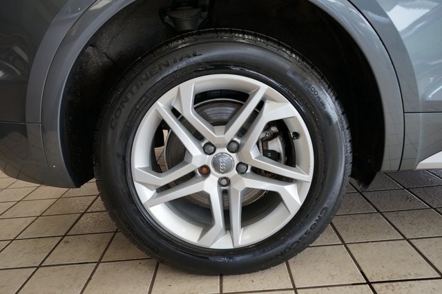Vehicle image 55 of 57