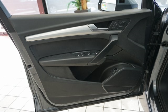 Vehicle image 24 of 57