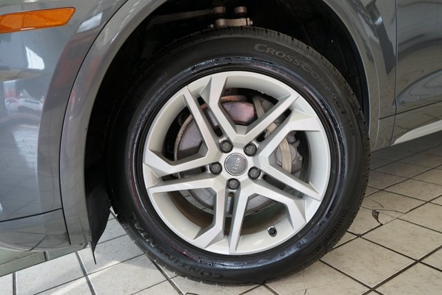 Vehicle image 53 of 57