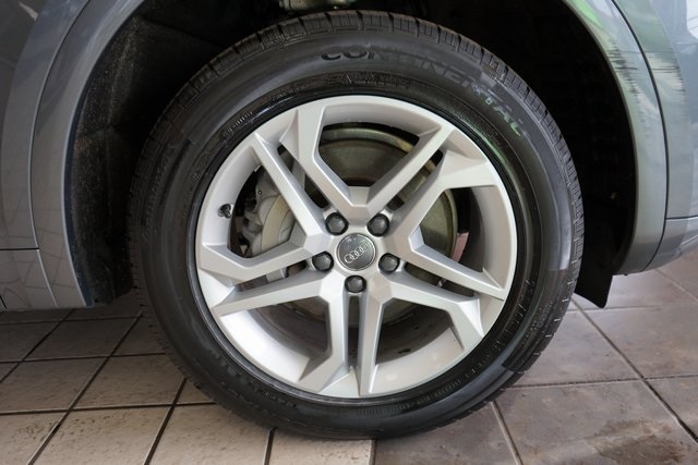 Vehicle image 54 of 57