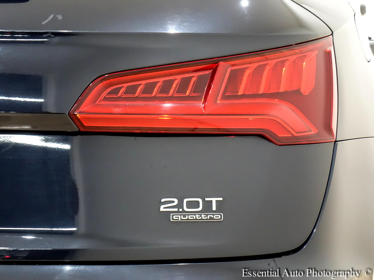 Vehicle image 11 of 42