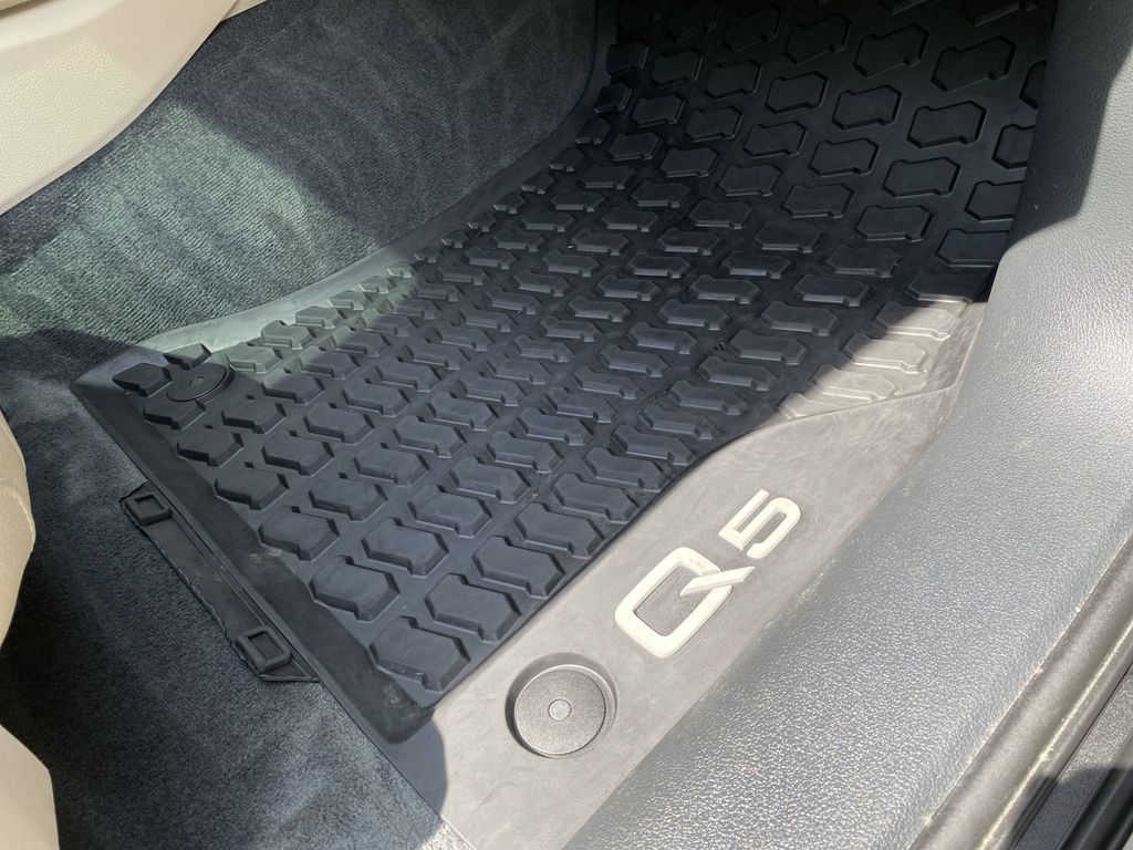 Vehicle image 15 of 55