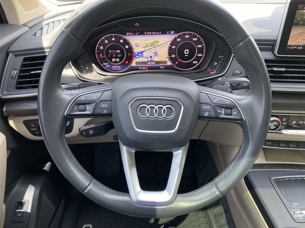 Vehicle image 21 of 55