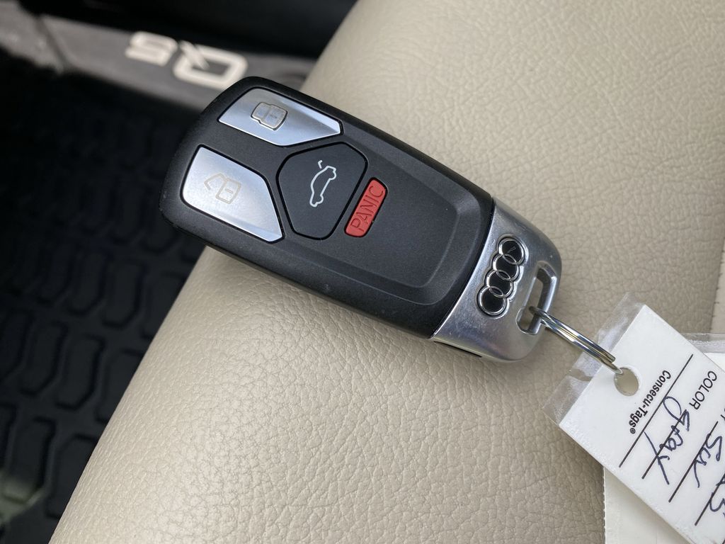 Vehicle image 37 of 55