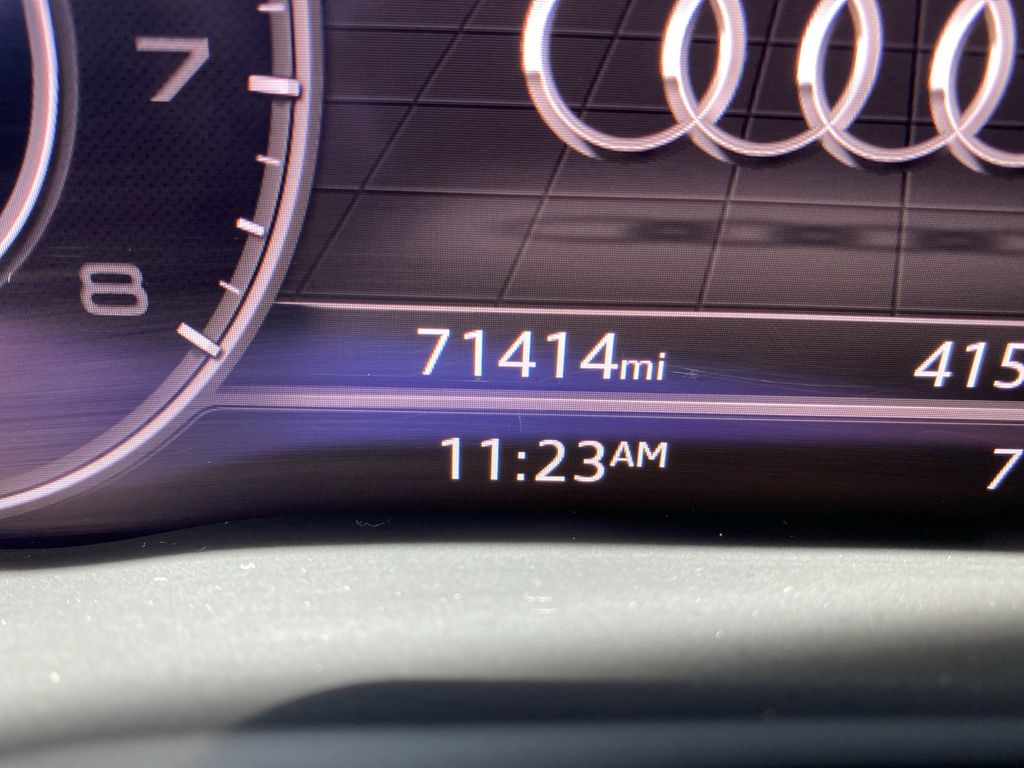 Vehicle image 22 of 55