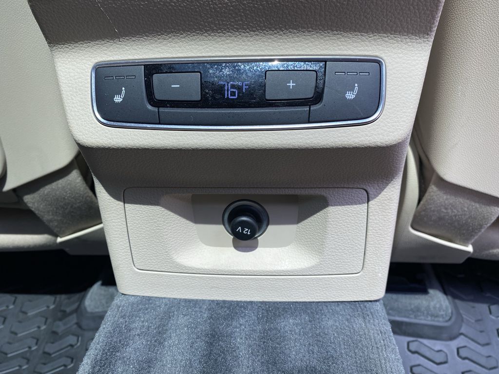 Vehicle image 47 of 55