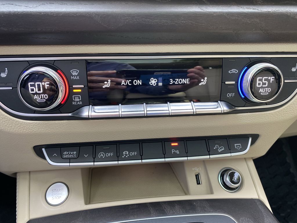 Vehicle image 29 of 55