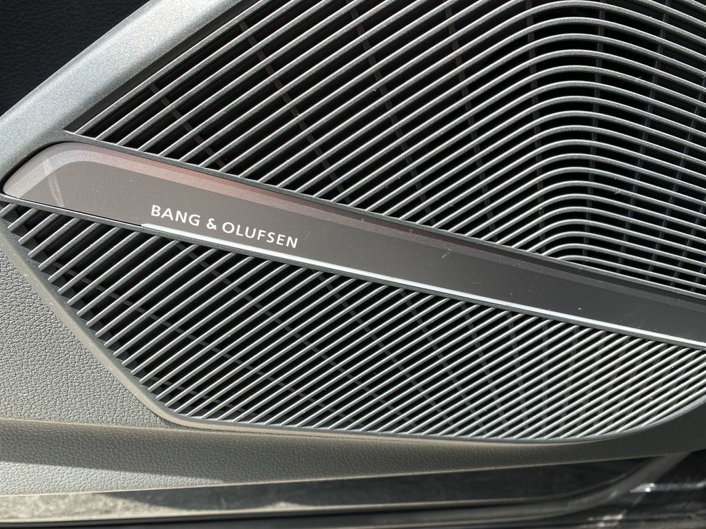 Vehicle image 43 of 55