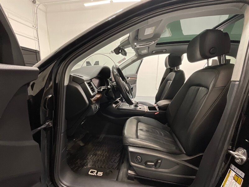 Vehicle image 19 of 61