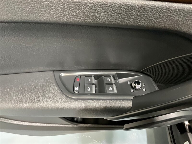 Vehicle image 50 of 61