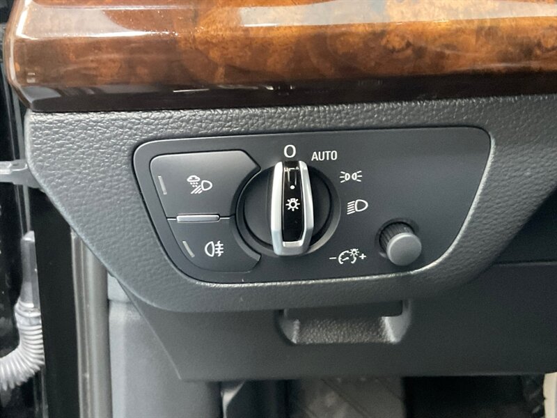 Vehicle image 51 of 61