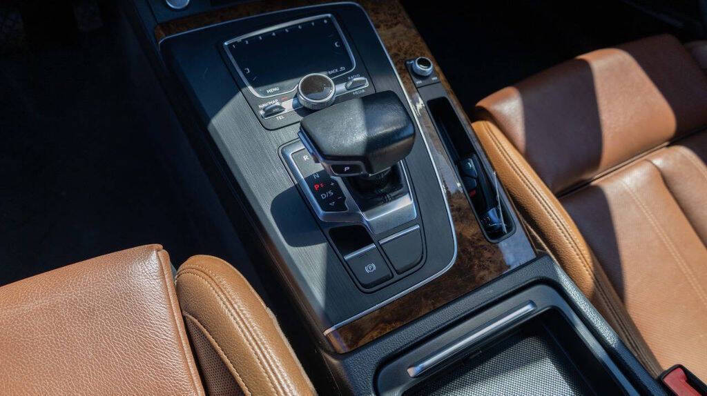 2018 Audi Q5 Image 25 of 37