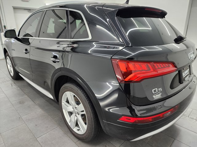 Vehicle image 6 of 49