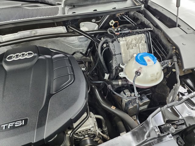 Vehicle image 7 of 49