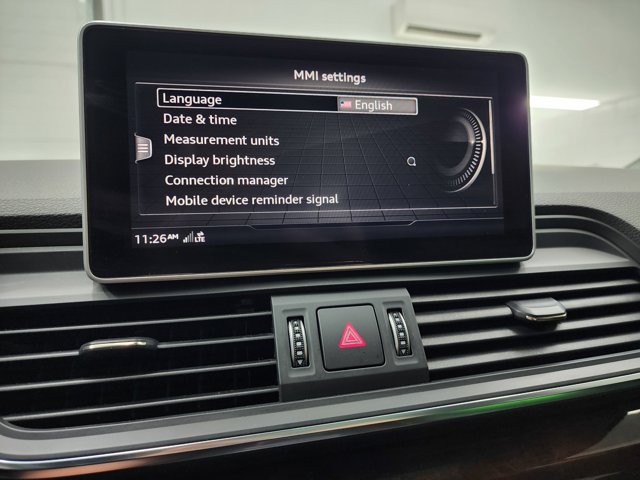 Vehicle image 21 of 49