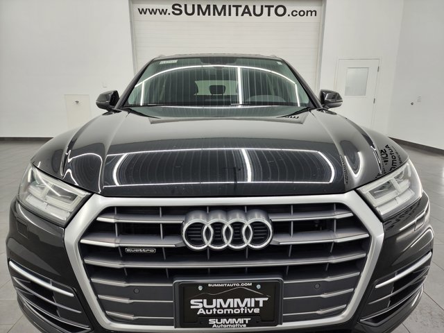 Vehicle image 2 of 49