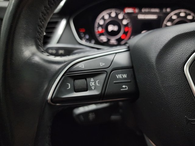 Vehicle image 40 of 49