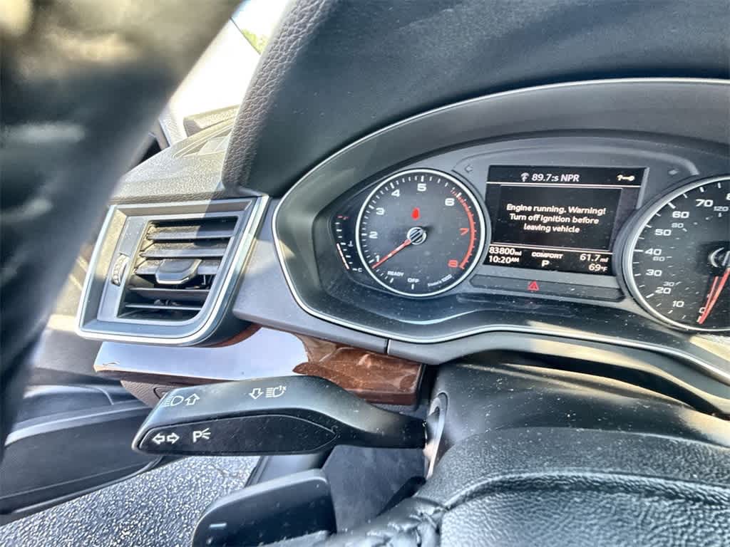 Vehicle image 22 of 34