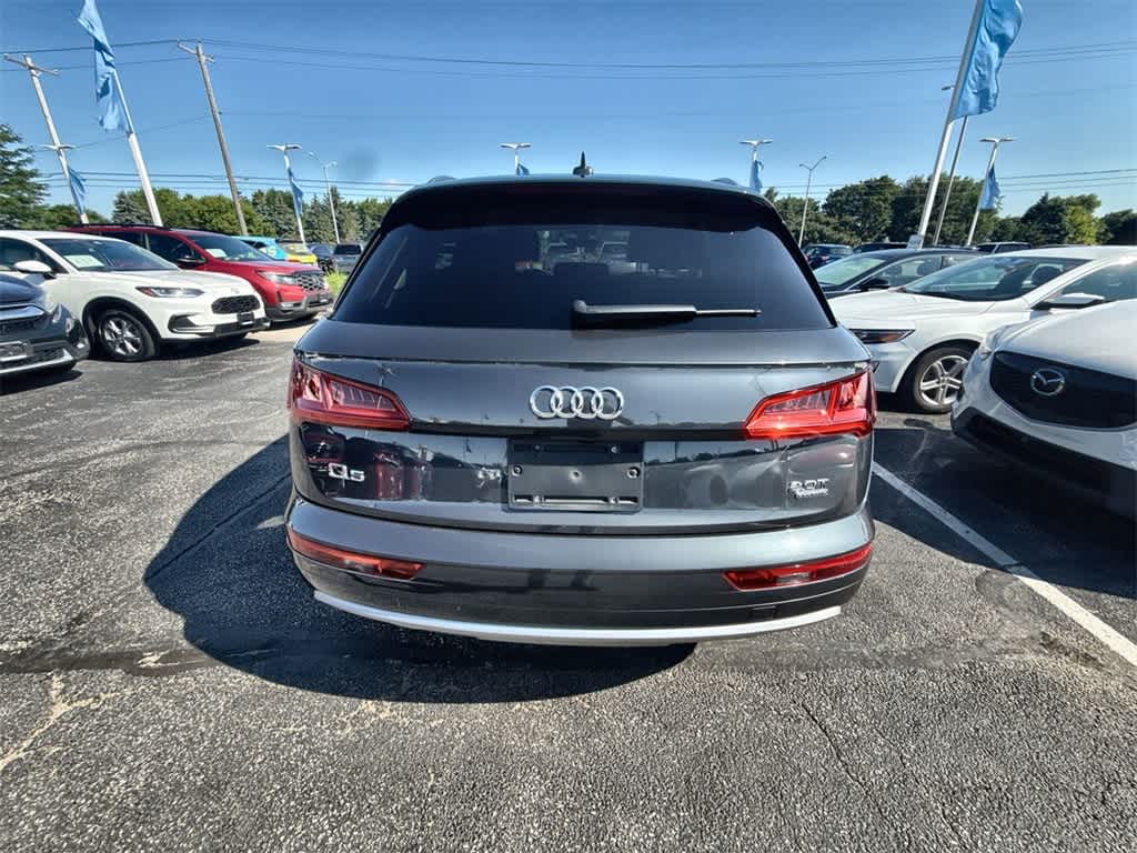 Vehicle image 6 of 34