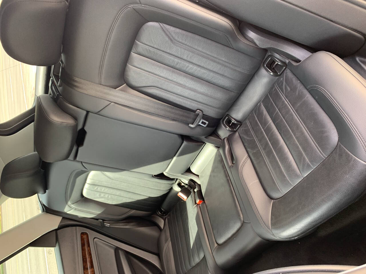 Vehicle image 10 of 16