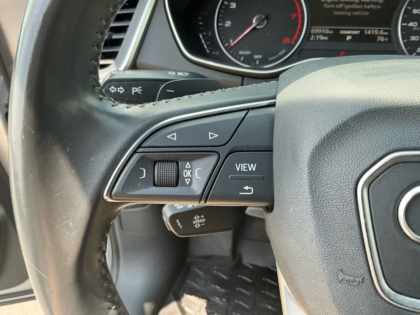 Vehicle image 21 of 27