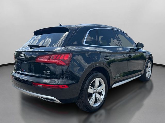 Vehicle image 7 of 43