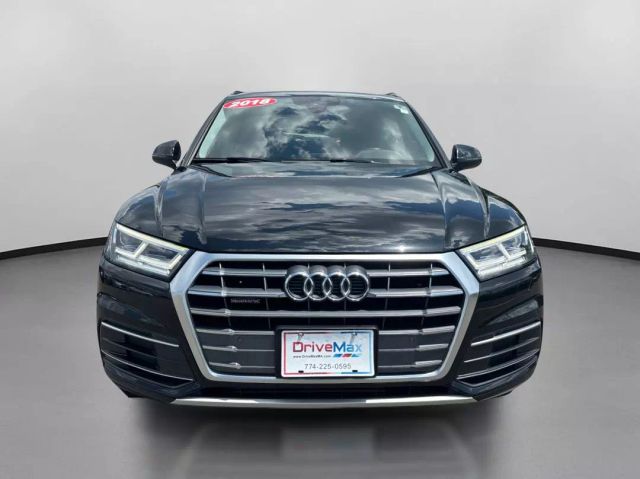 Vehicle image 3 of 43