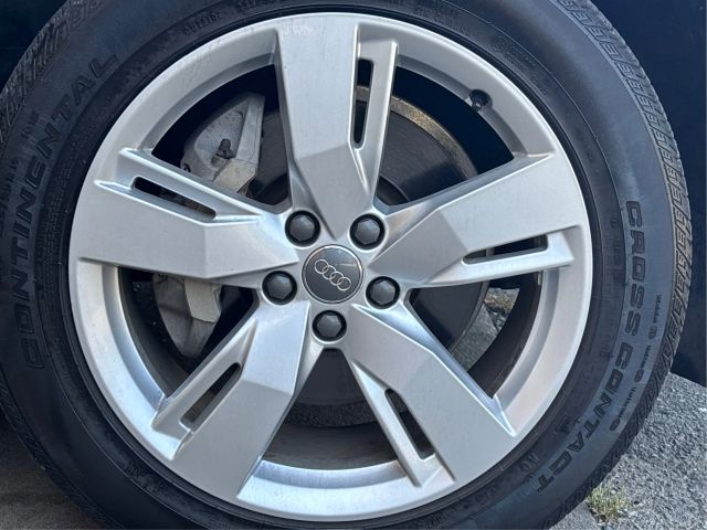 Vehicle image 11 of 47