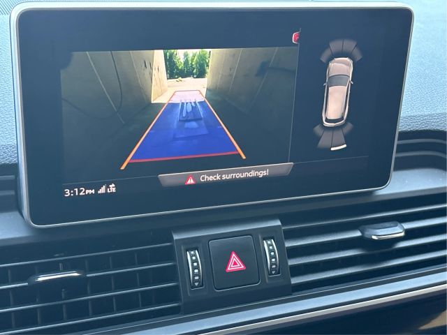 Vehicle image 21 of 47