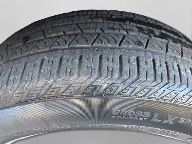 Vehicle image 46 of 47