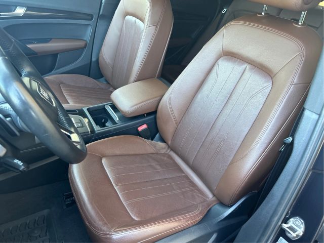 Vehicle image 13 of 47