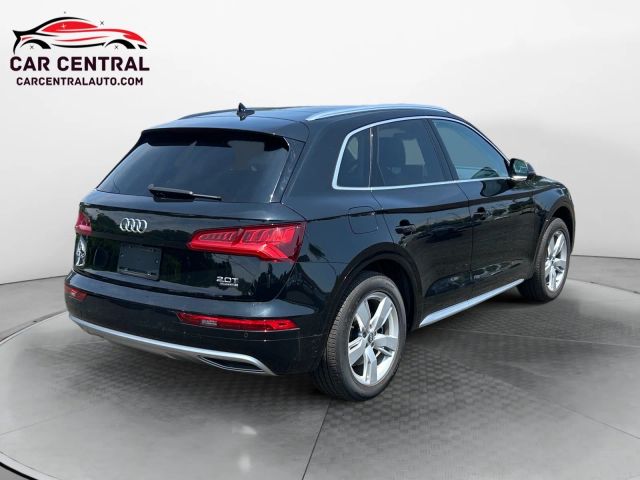 Vehicle image 5 of 23