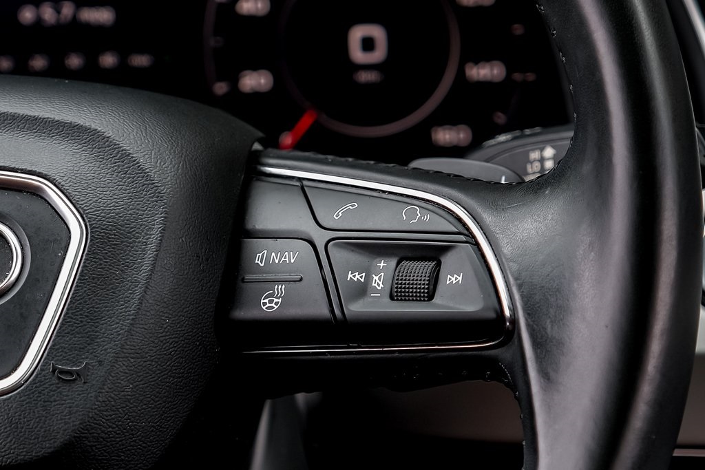 Vehicle image 21 of 61