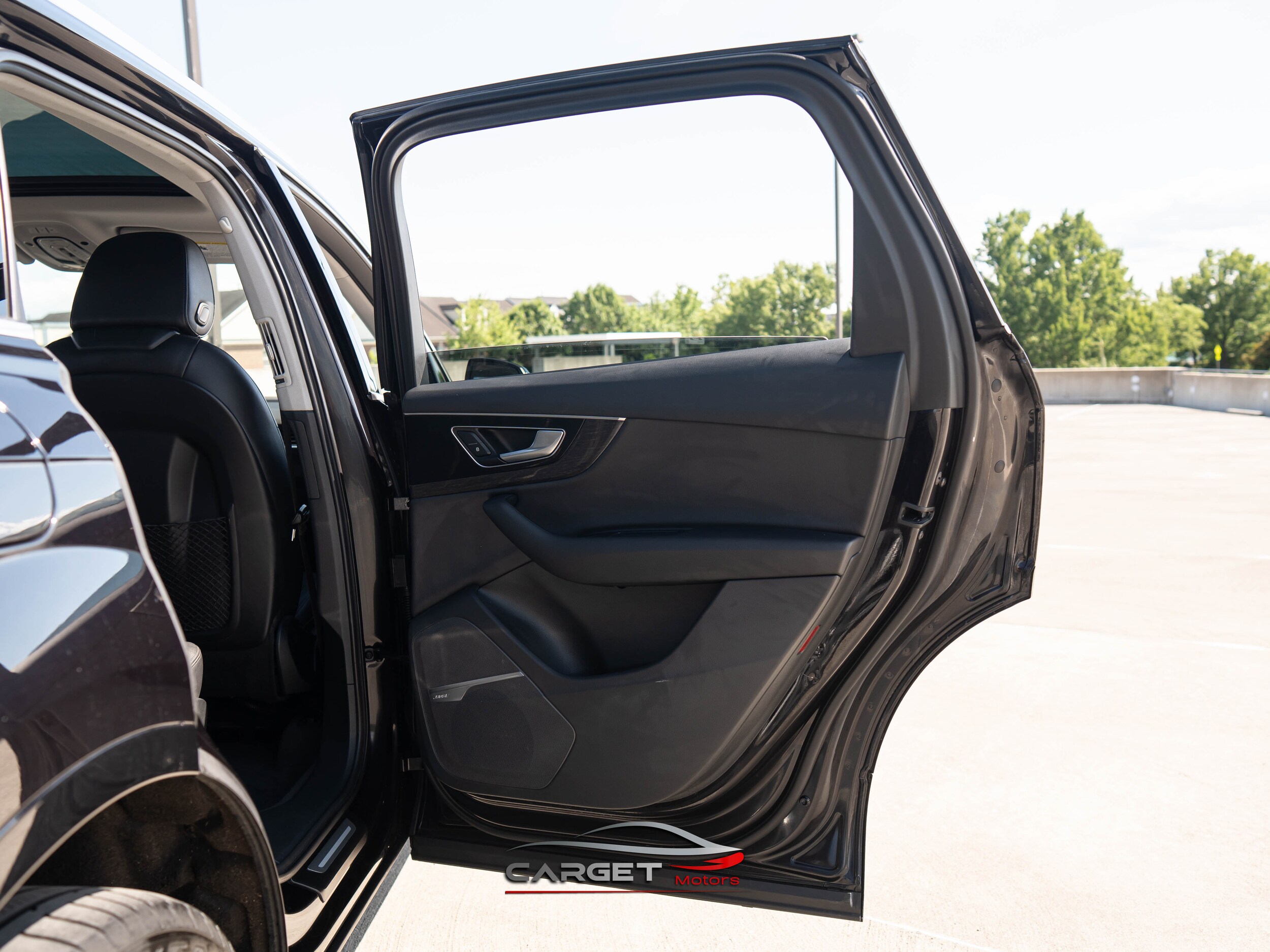 Vehicle image 48 of 57
