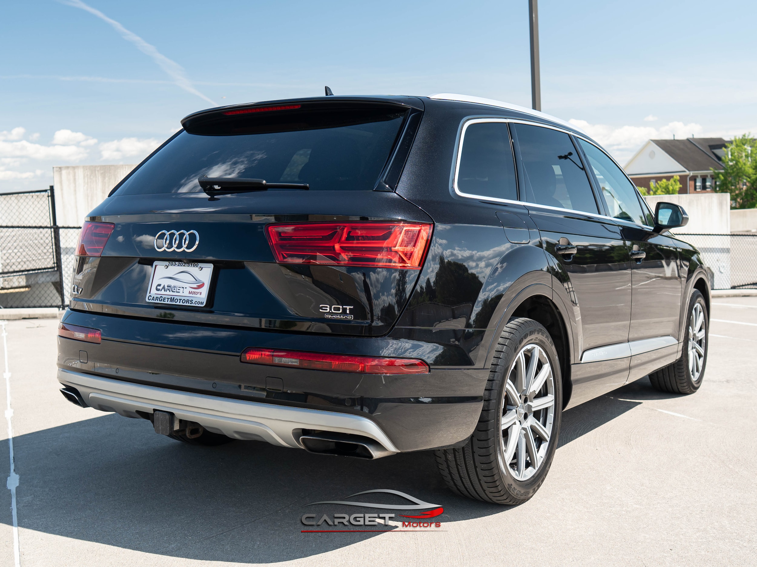 Vehicle image 5 of 57