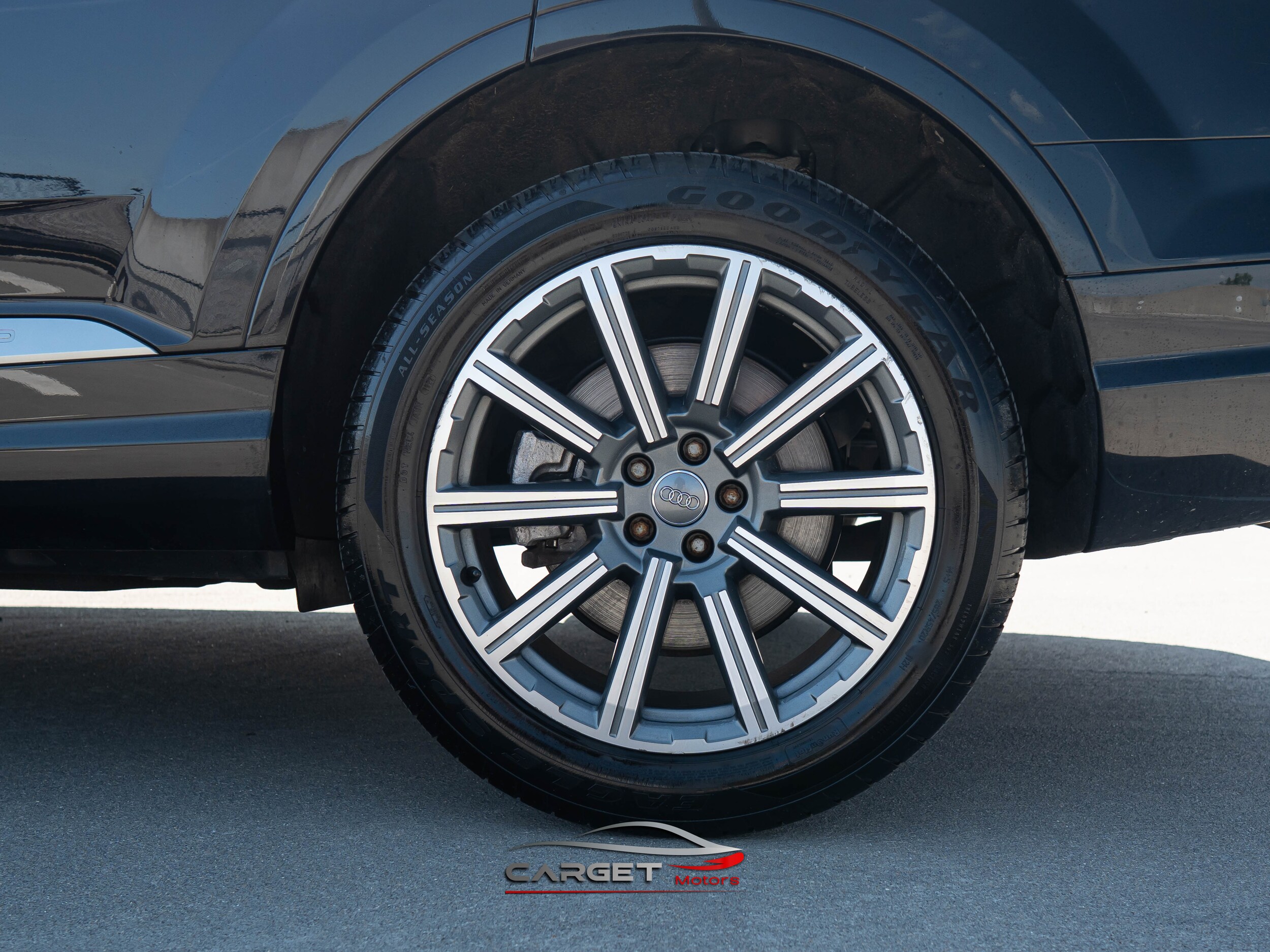 Vehicle image 12 of 57