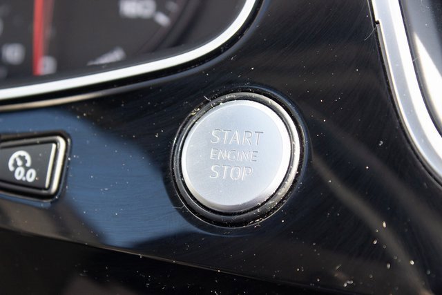 Vehicle image 23 of 36
