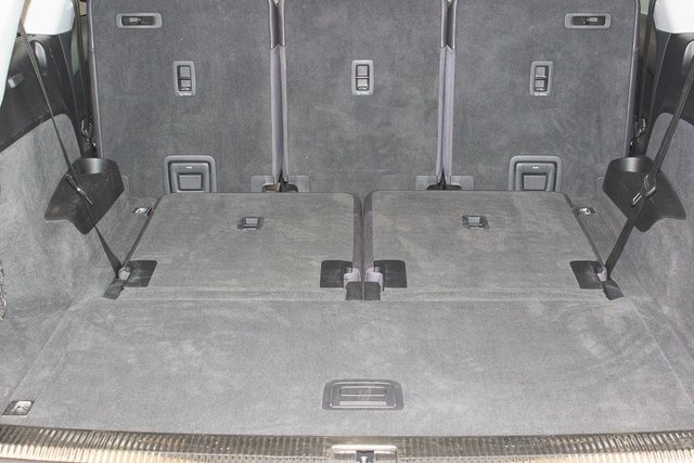 Vehicle image 9 of 36