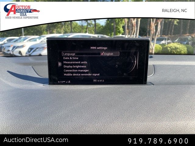 Vehicle image 28 of 36