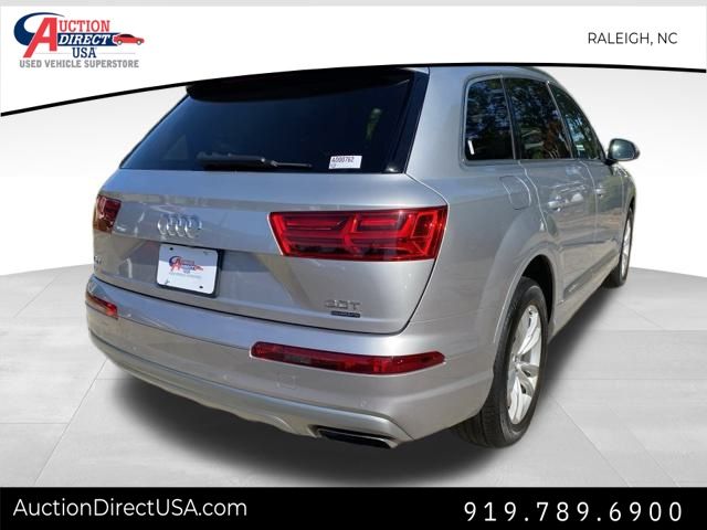 Vehicle image 4 of 36