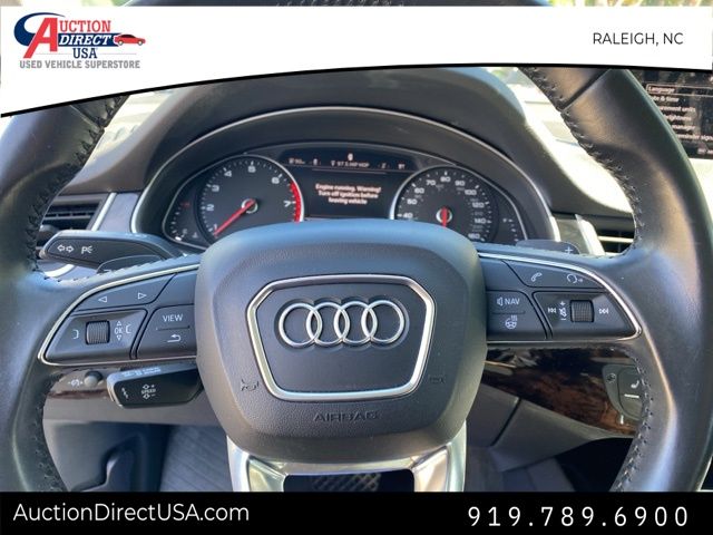 Vehicle image 33 of 36